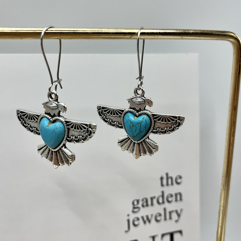 Classic Earring with Timeless Appeal