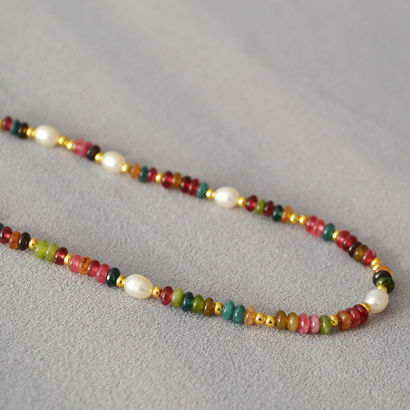 Beautiful Pearl Necklace with Unique Style