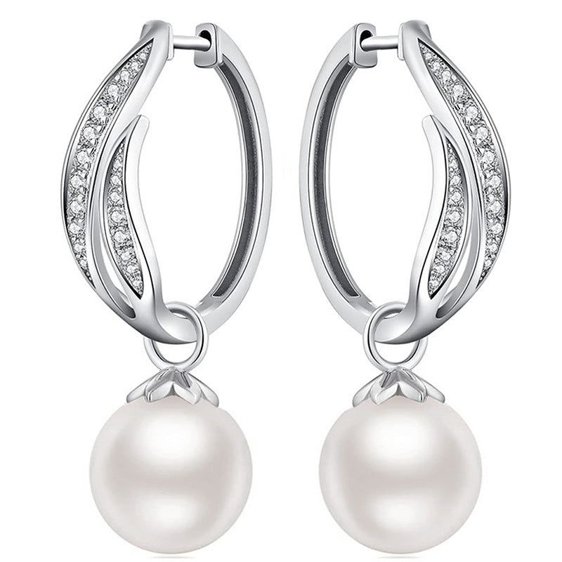 Romantic Pearl Earring for Special Moments
