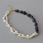 Beautiful Pearl Necklace with Unique Style