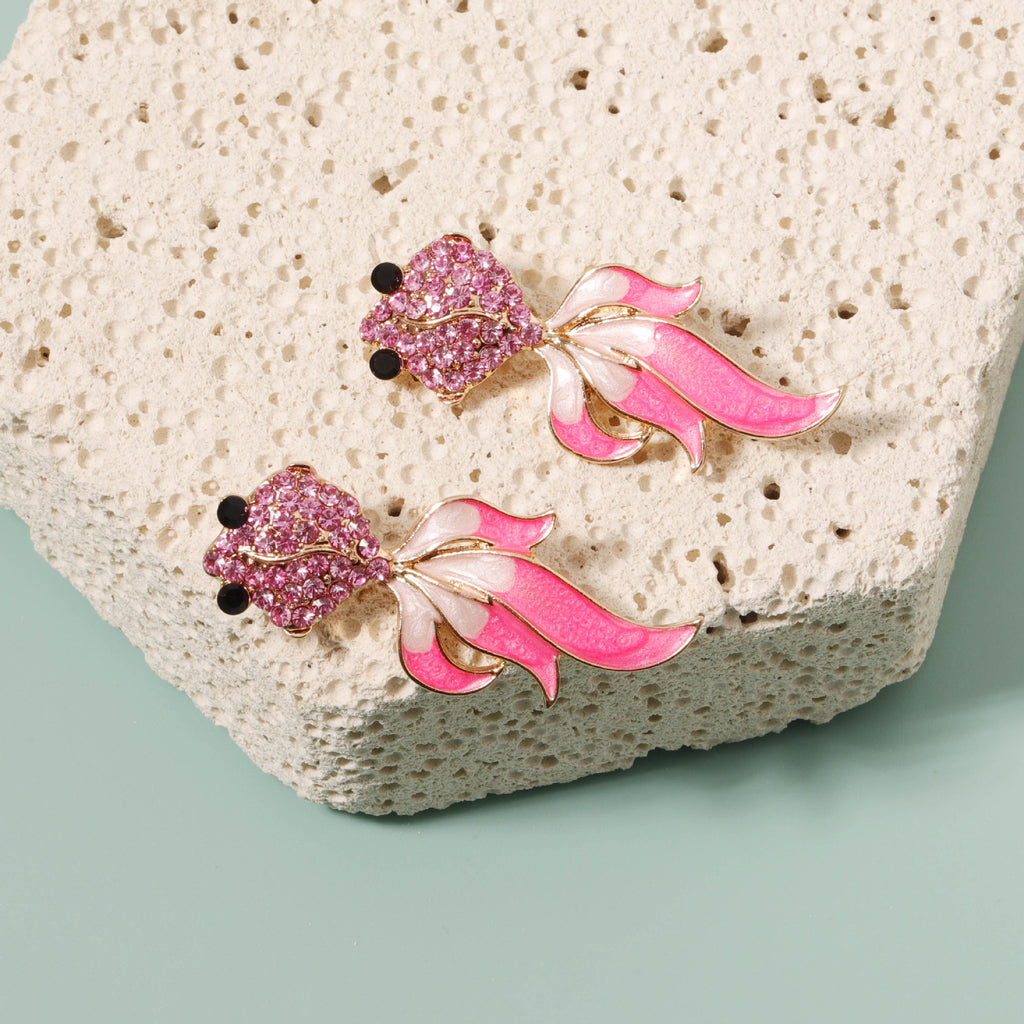 Vintage Handmade Gold Earring