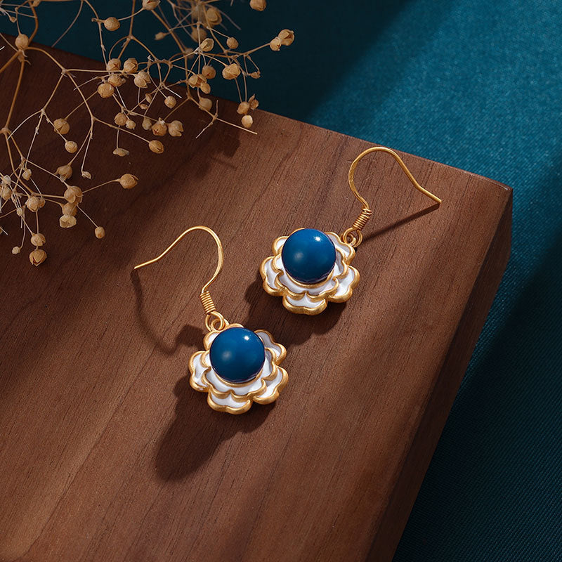 Beautiful Necklace with Unique Style