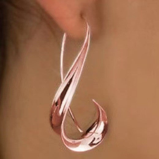 Classic Earring with Timeless Appeal