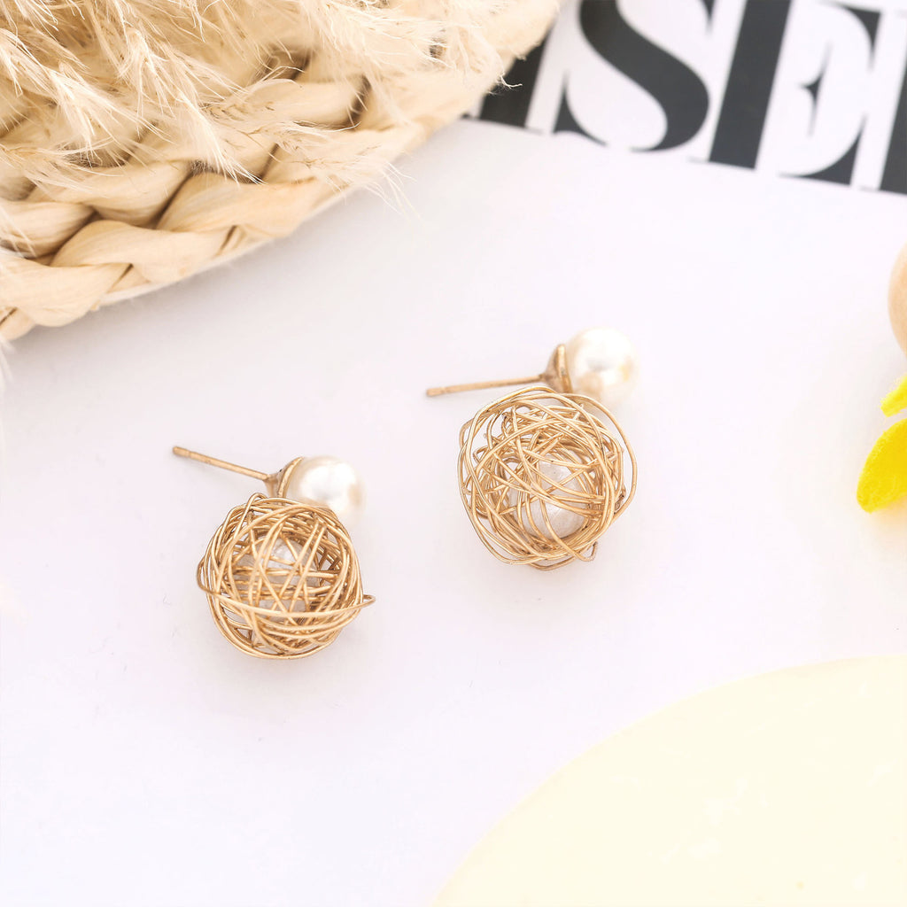 Beautiful Pearl Earring with Unique Style