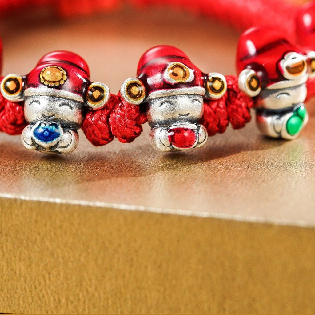 Beautiful Silver Bracelet with Unique Style