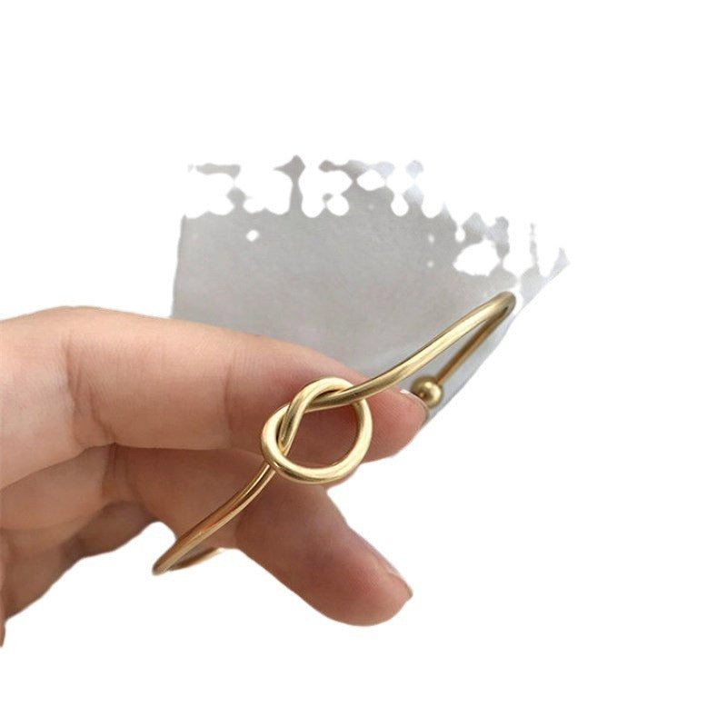 Charming Bracelet for Any Occasion