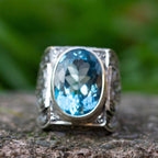 Beautiful Ring with Unique Style