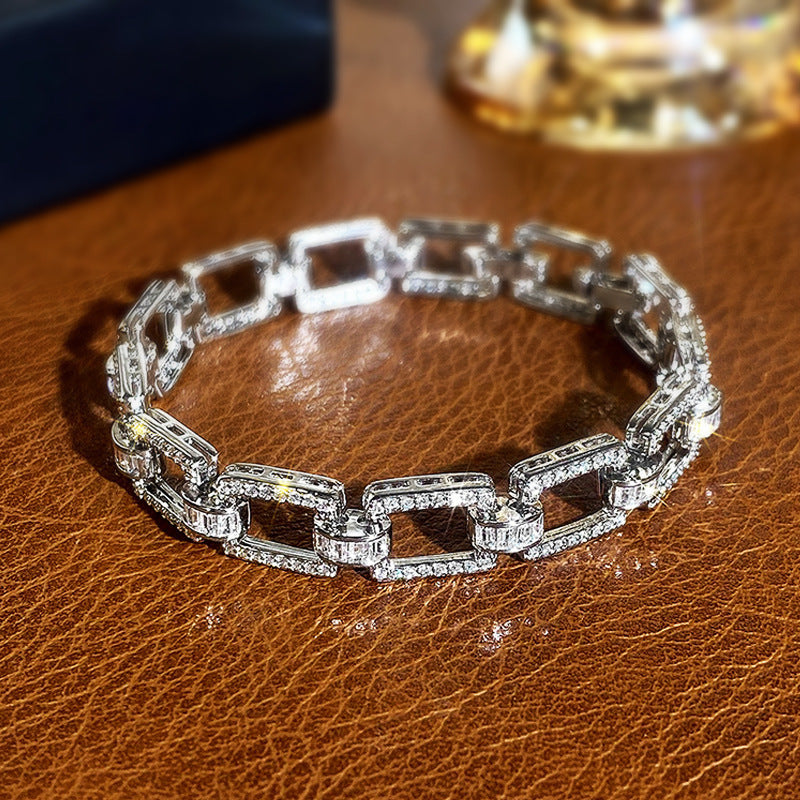 Beautiful Bracelet with Unique Style