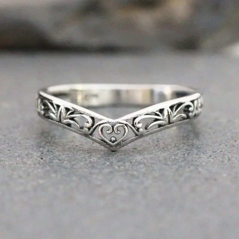 Beautiful Silver Ring with Unique Style