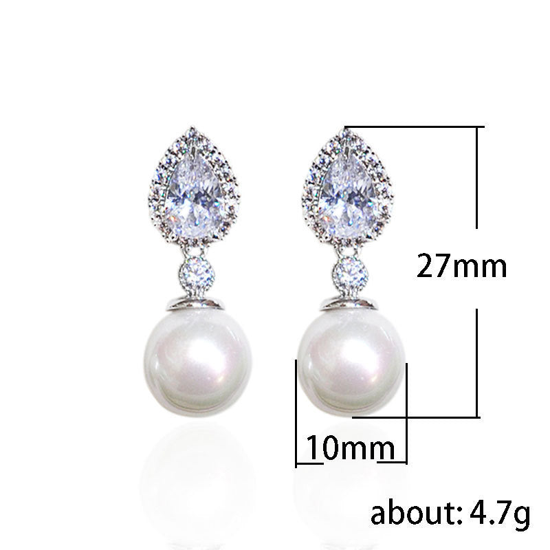 Charming Pearl Earring for Any Occasion