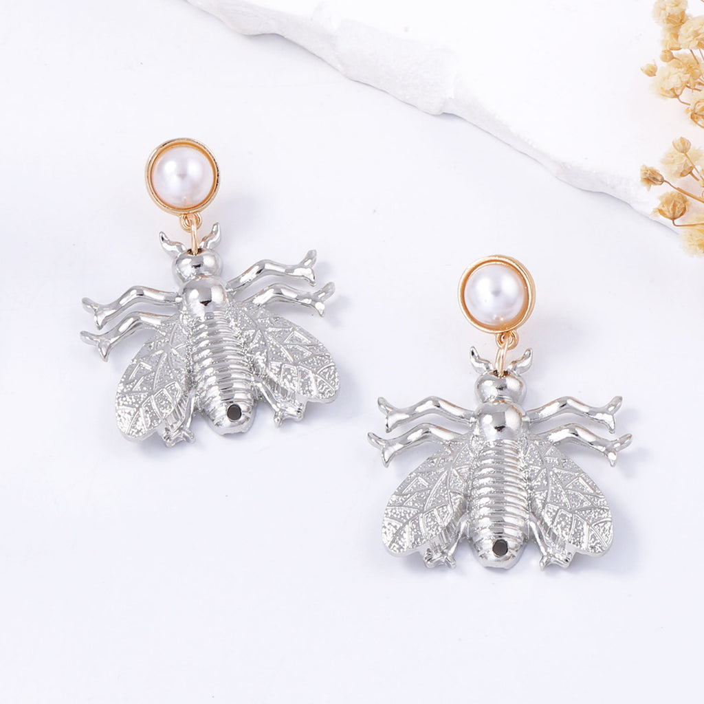 Charming Pearl Earring for Any Occasion