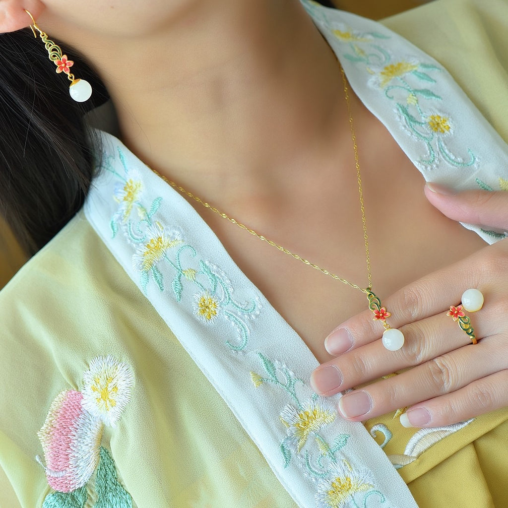 Vintage Handmade Silver Necklace