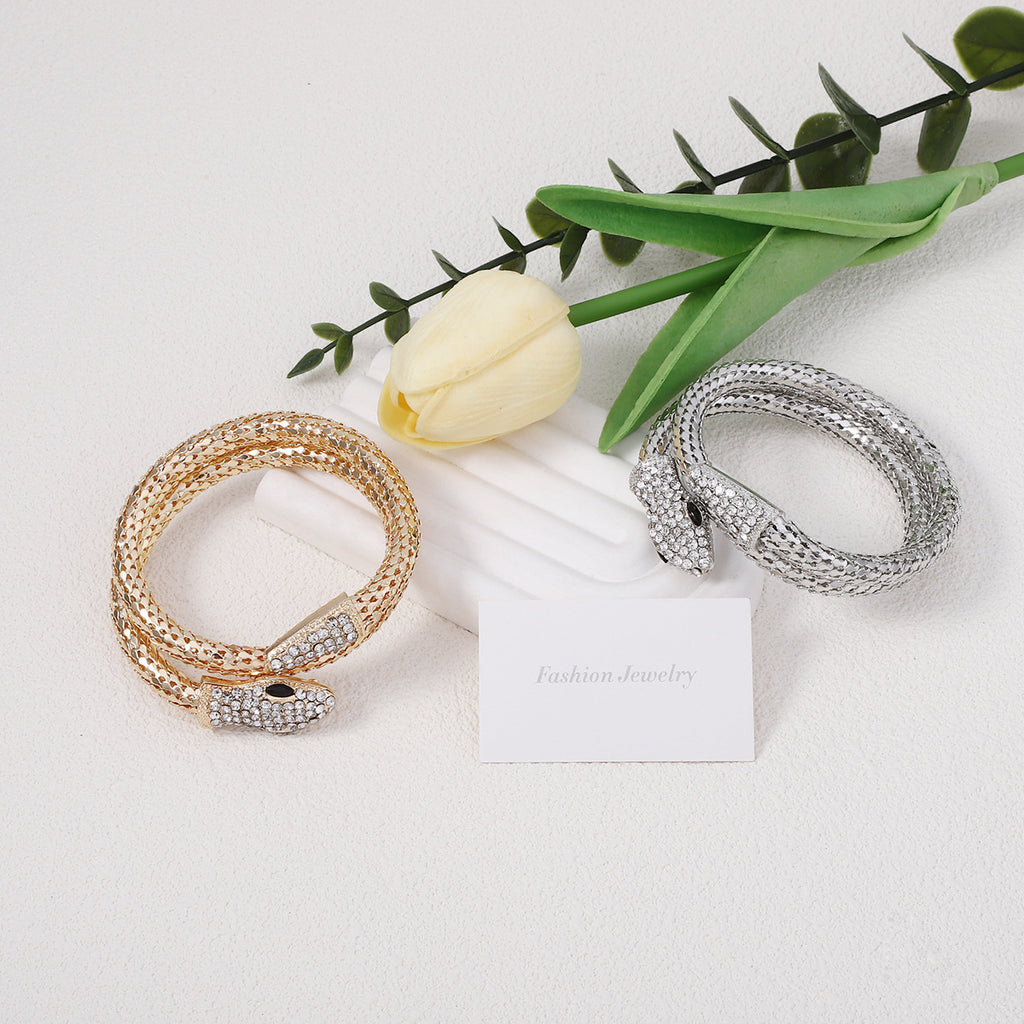 Charming Bracelet for Any Occasion