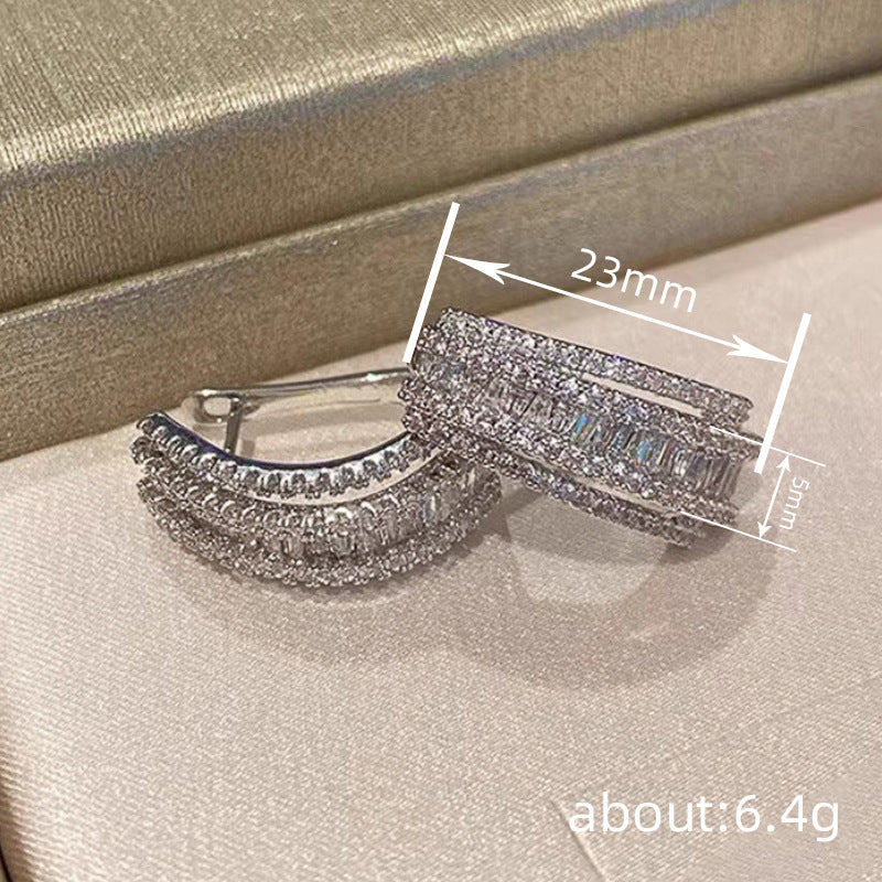 Beautiful Earring with Unique Style