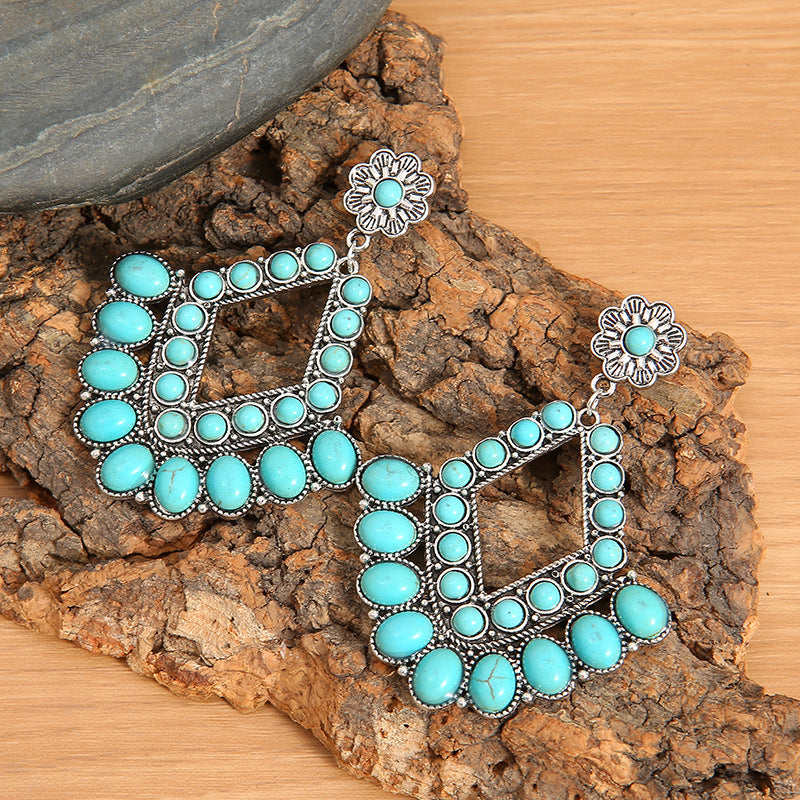 Stunning Earring for Daily Wear