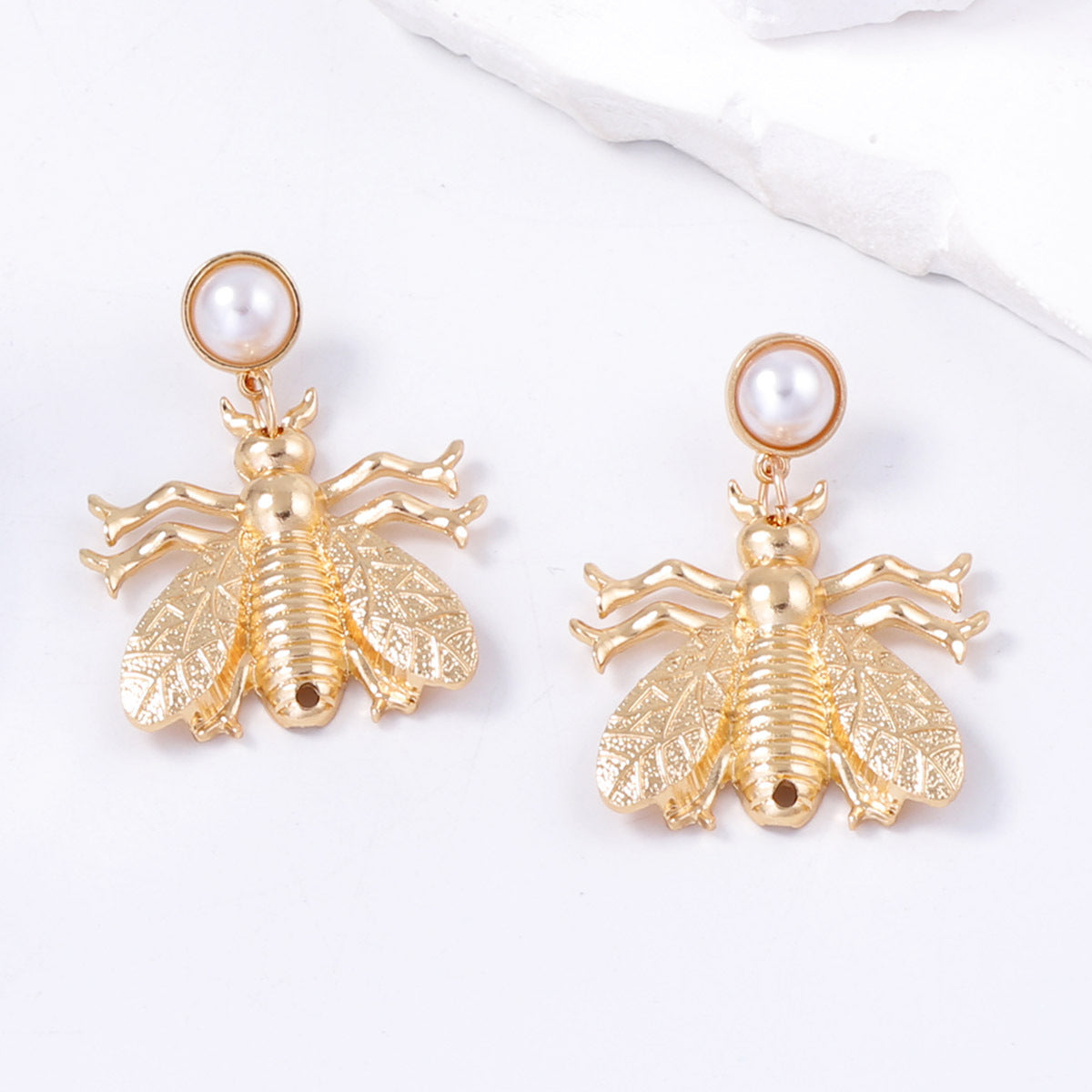 Charming Pearl Earring for Any Occasion