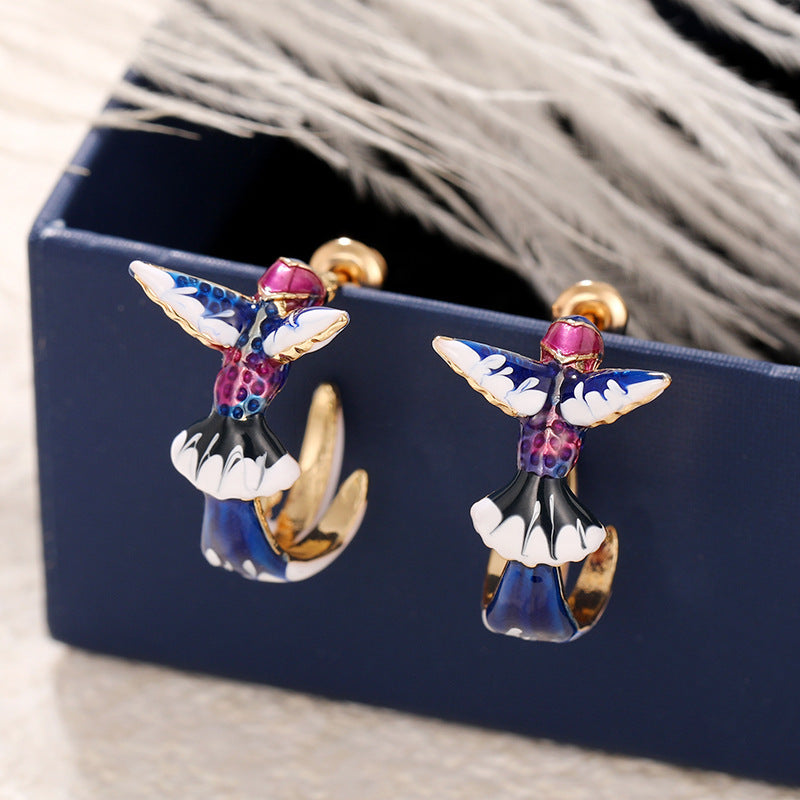 Charming Earring for Any Occasion