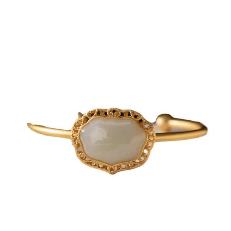 Beautiful Gold Bracelet with Unique Style