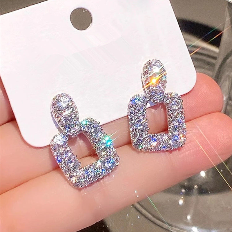 Classic Earring with Timeless Appeal