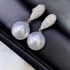 Beautiful Pearl Earring with Unique Style