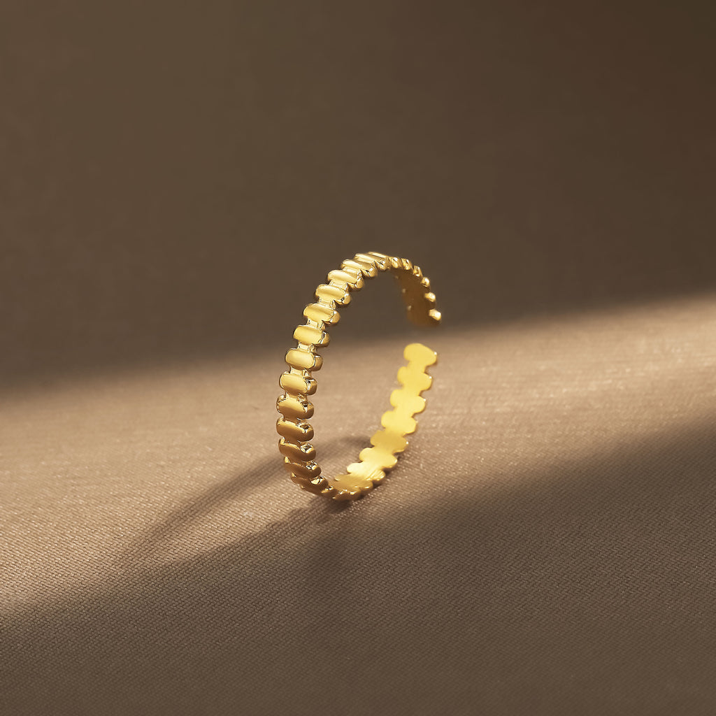 Beautiful Gold Ring with Unique Style