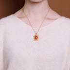 Beautiful Gold Necklace with Unique Style