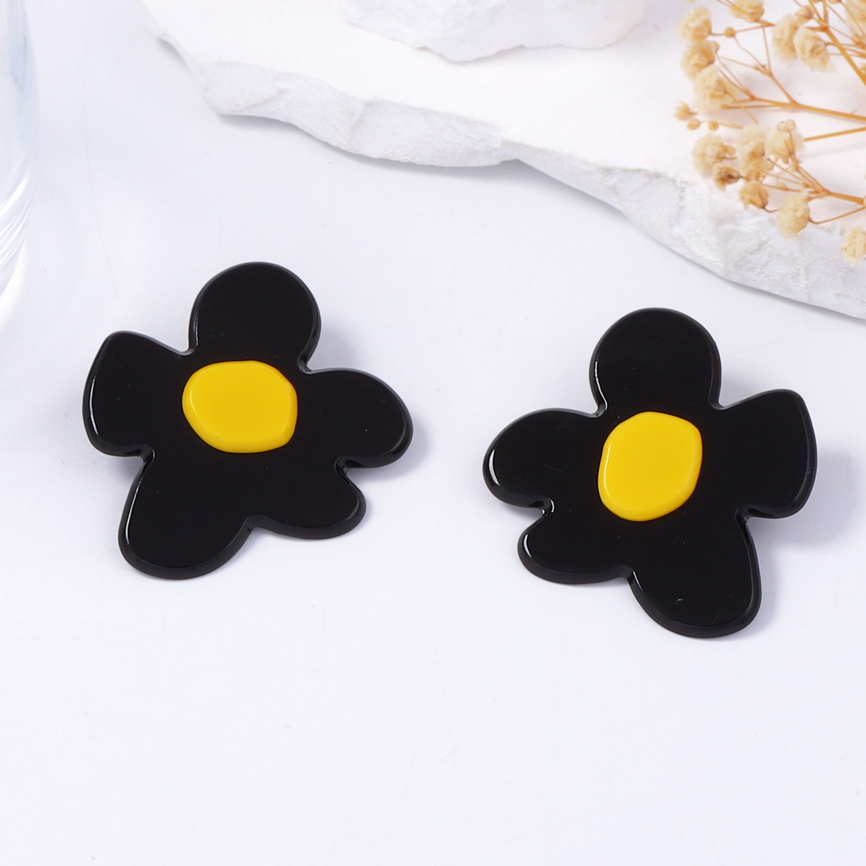 Vintage Handmade Earring