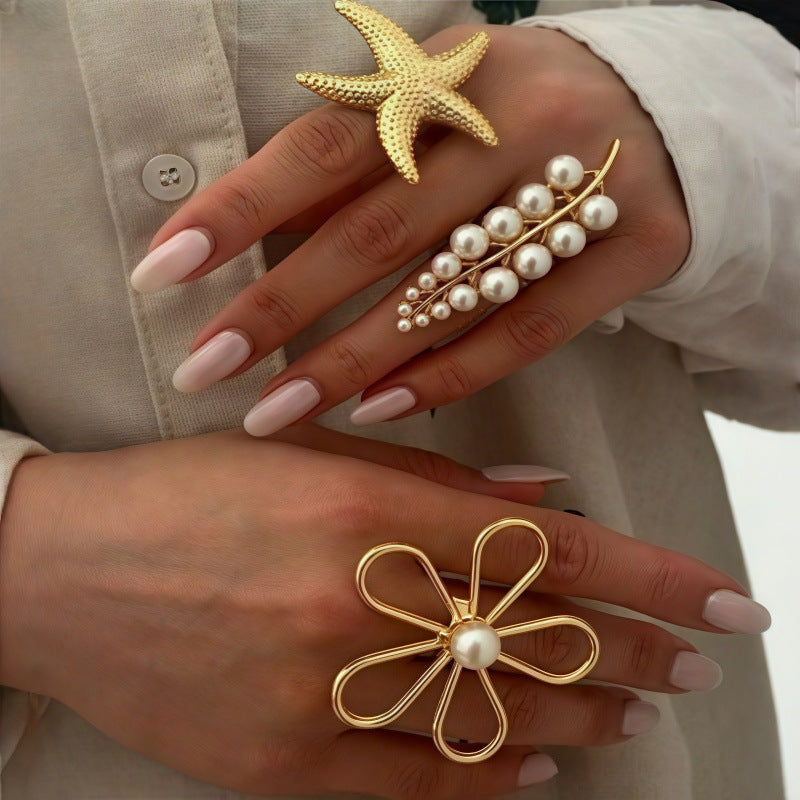 Beautiful Pearl Ring with Unique Style