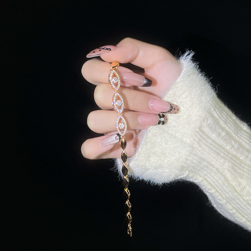 Charming Bracelet for Any Occasion