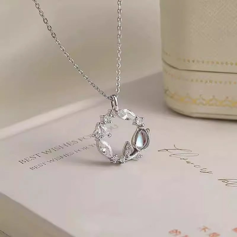 Beautiful Necklace with Unique Style