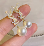 Beautiful Pearl Earring with Unique Style
