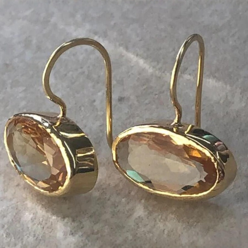 A Charming Earring for Any Occasion