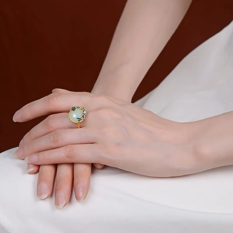 Stunning Silver Ring for Daily Wear