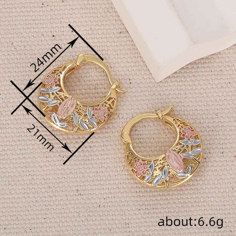 A Charming Earring for Any Occasion