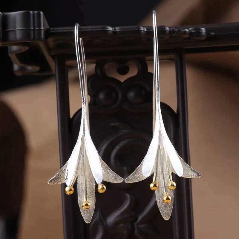 Stunning Silver Earring for Daily Wear