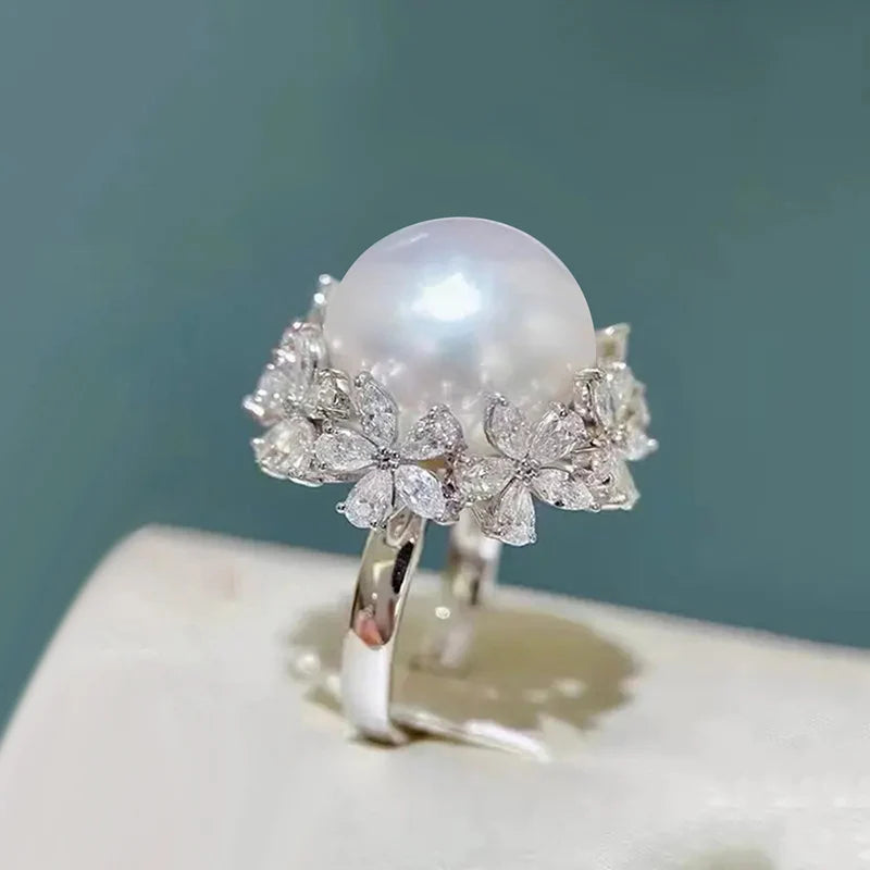 Beautiful Pearl Set with Unique Style