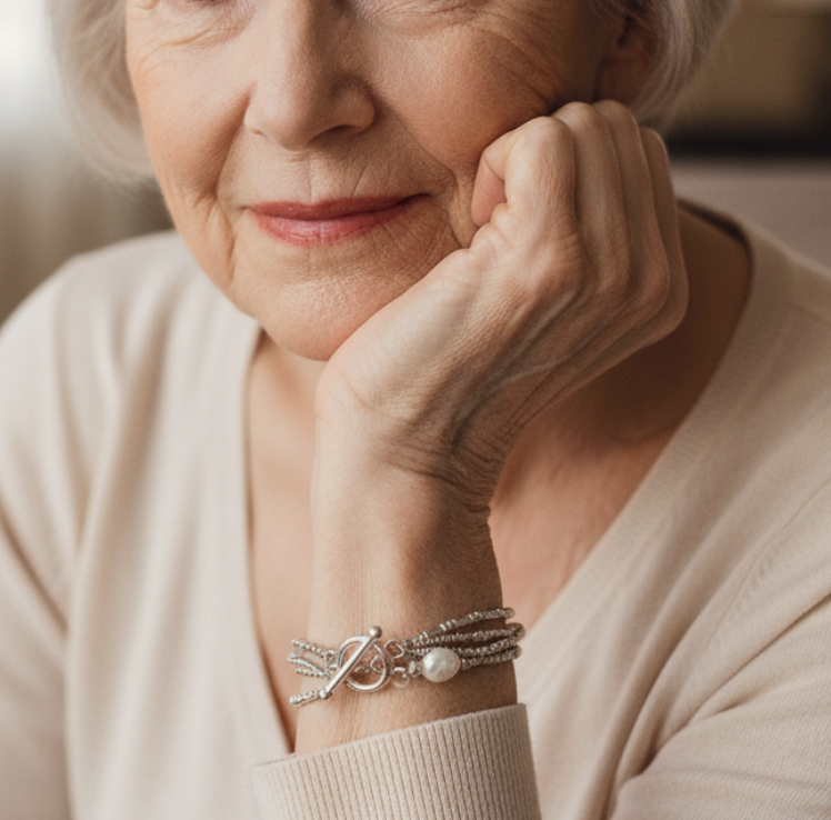 Classic Pearl Bracelet with Timeless Appeal