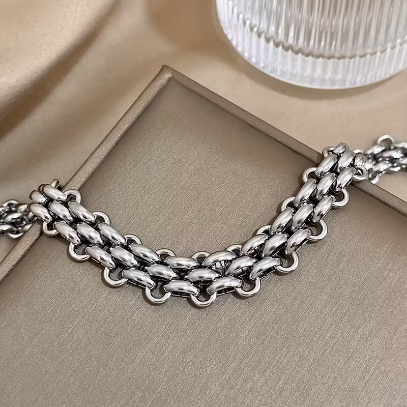 Charming Bracelet for Any Occasion