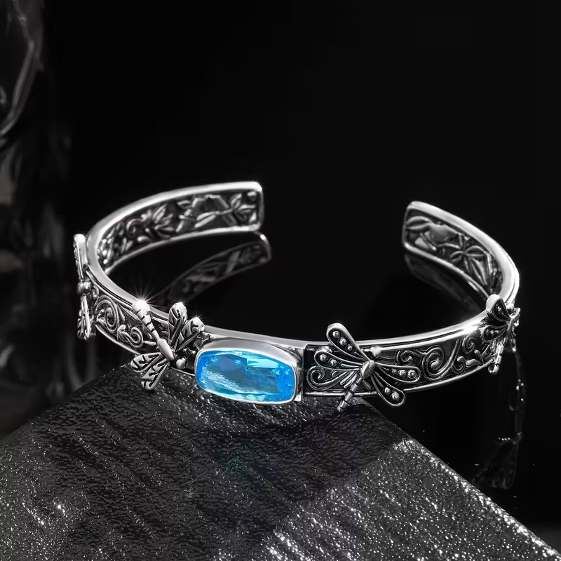 Beautiful Bracelet with Unique Style