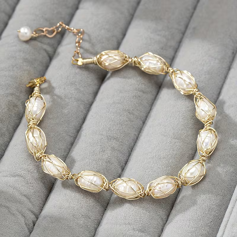 Beautiful Pearl Piece with Unique Style