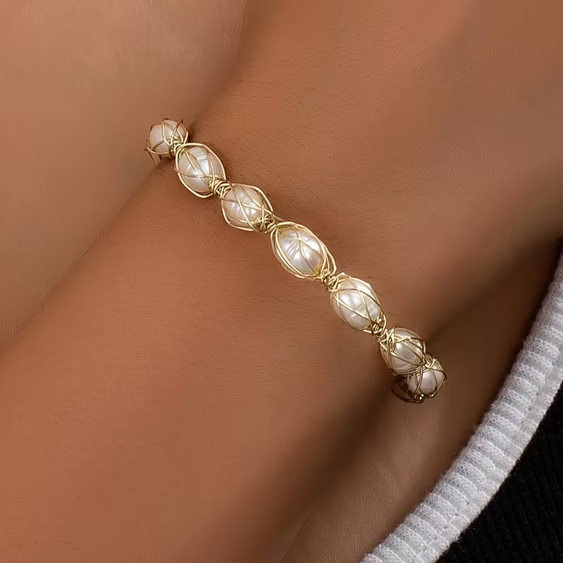 Beautiful Pearl Piece with Unique Style