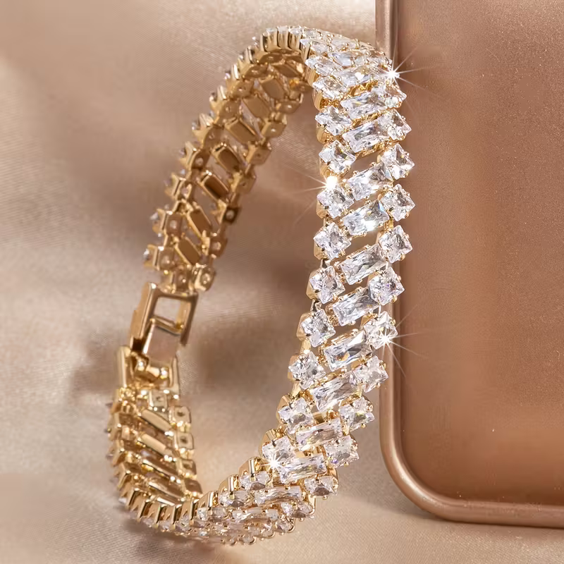 Beautiful Bracelet with Unique Style