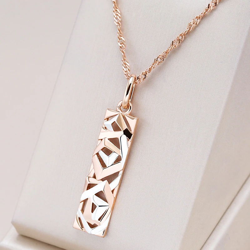 Stunning Gold Necklace for Daily Wear