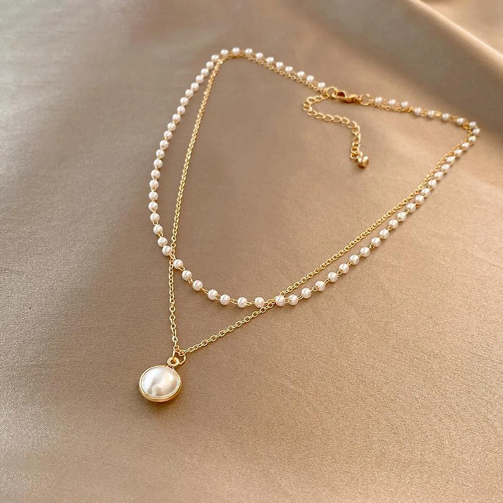 Vintage Handmade Pearl Necklace