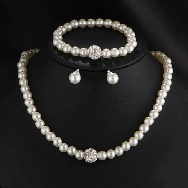 Charming Pearl Set for Any Occasion
