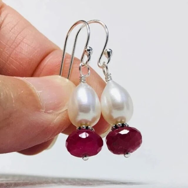 Beautiful Pearl Earring with Unique Style