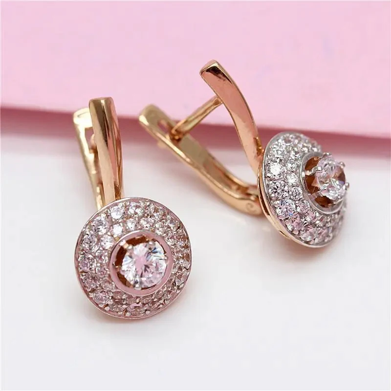 Charming Earring for Any Occasion