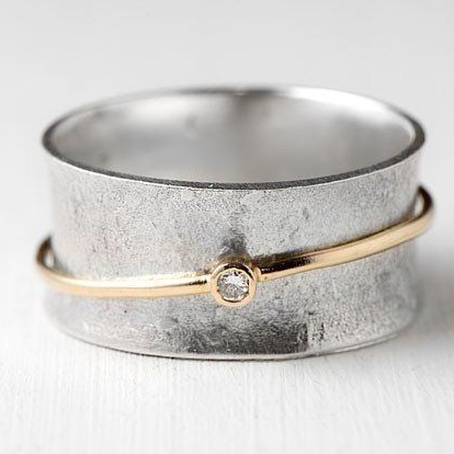 Beautiful Gold Ring with Unique Style