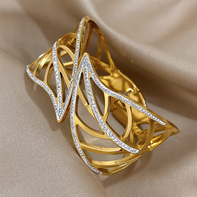 Beautiful Bracelet with Unique Style