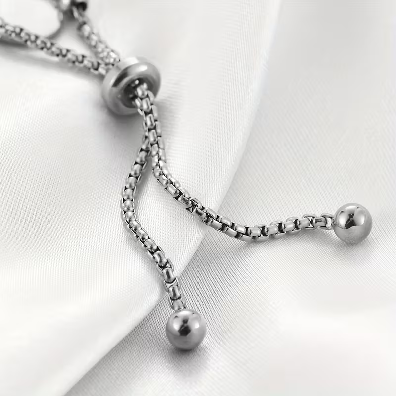 Beautiful Bracelet with Unique Style